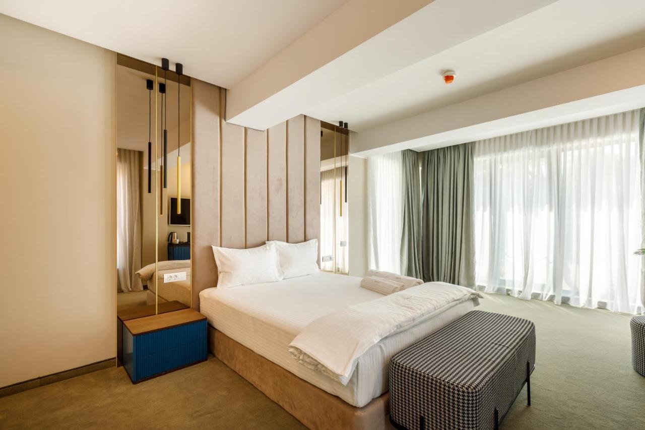 Onal Boutique Hotelier Mamaia Exterior foto